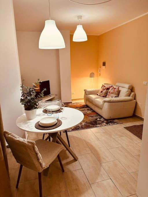 Apartamento Malu Peschiera Borromeo Exterior foto